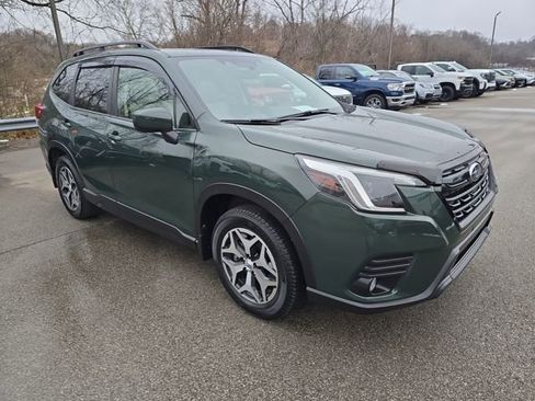 Certified 2022 Subaru Forester Premium image 7