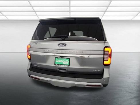 Used 2022 Ford Expedition Max Limited image 7