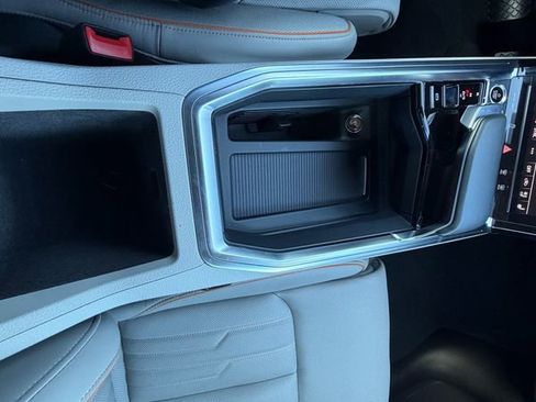 Used 2024 Audi Q8 e-tron Prestige w/ Prestige Package image 22