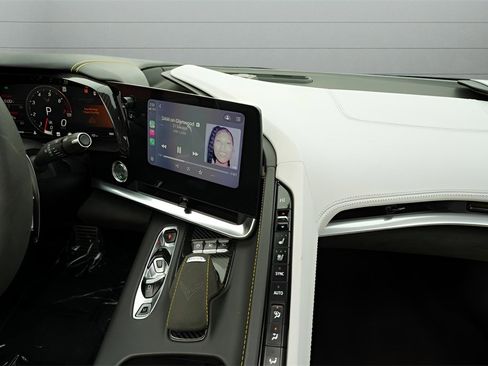 Used 2022 Chevrolet Corvette Stingray Premium Cpe image 38