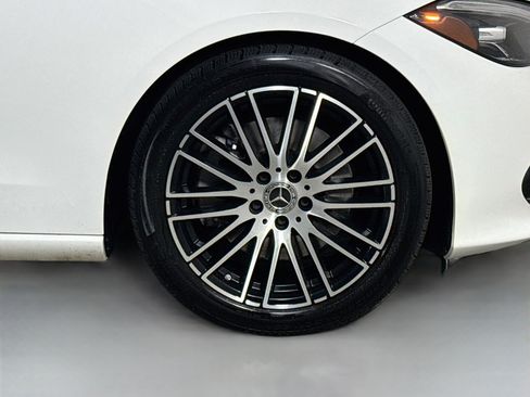 Used 2023 Mercedes-Benz C 300 4MATIC Sedan image 32