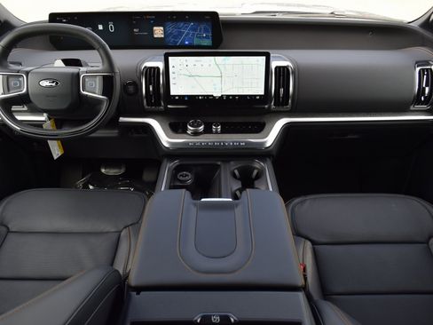 New 2025 Ford Expedition Tremor image 7
