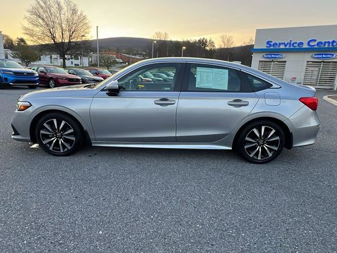 Used 2023 Honda Civic EX image 7