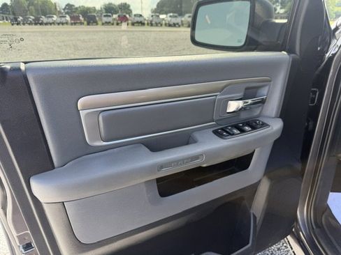 Used 2016 RAM 1500 Lone Star AWD/4WD image 14
