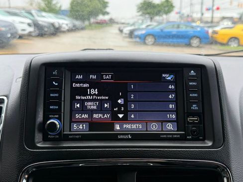 Used 2018 Dodge Grand Caravan GT FWD image 34
