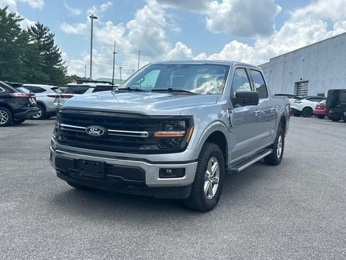 Used 2025 Ford F150 XLT w/ Equipment Group 301A Standard AWD/4WD image 9