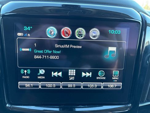 Used 2018 Chevrolet Traverse LT image 35