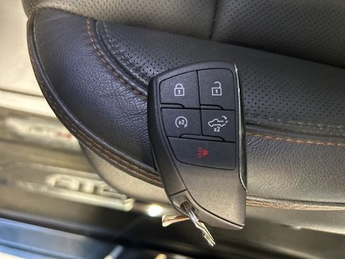 Used 2025 GMC Sierra 3500 AT4 w/ AT4 Premium Plus Package image 34