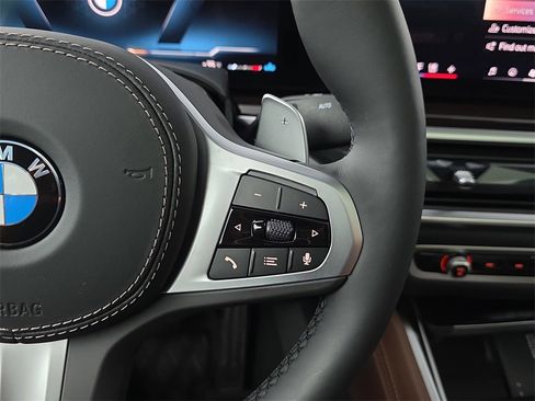 New 2026 BMW X6 xDrive40i image 18