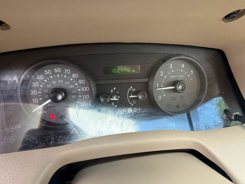 Used 2008 Mercury Grand Marquis GS RWD image 12