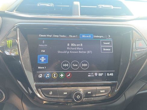 Used 2022 Chevrolet TrailBlazer LT w/ Convenience Package FWD image 8