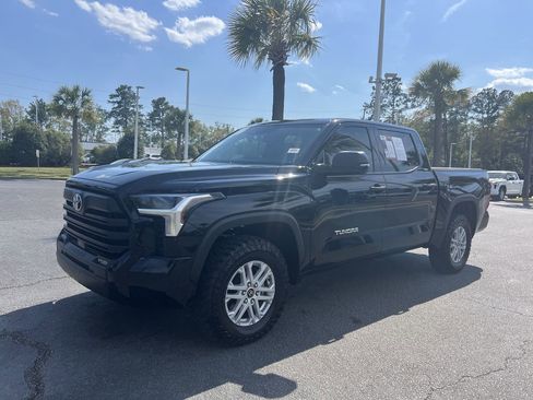 Used 2024 Toyota Tundra SR5 w/ SR5 Convenience Package AWD/4WD image 5