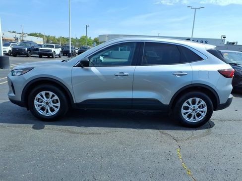Used 2024 Ford Escape Active w/ Tech Pack #1 AWD/4WD image 4