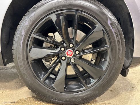 Used 2023 Jaguar F-PACE S AWD/4WD image 11