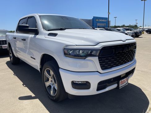 Used 2025 RAM 1500 Tradesman AWD/4WD image 2