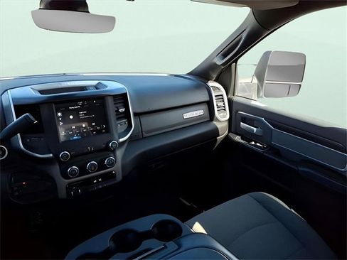 Used 2023 RAM 2500 Big Horn w/ Level 1 Equipment Group image 11