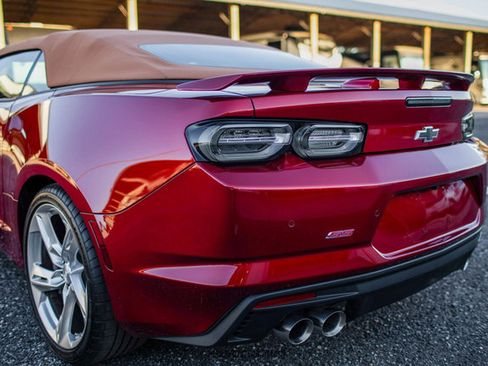 Used 2021 Chevrolet Camaro SS image 52