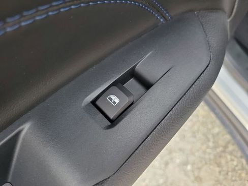 New 2026 Jeep Compass Latitude image 14