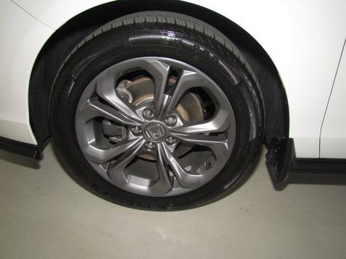 Certified 2024 Honda Accord EX image 26