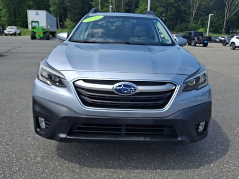 Used 2020 Subaru Outback Premium w/ Popular Package #1 AWD/4WD image 2
