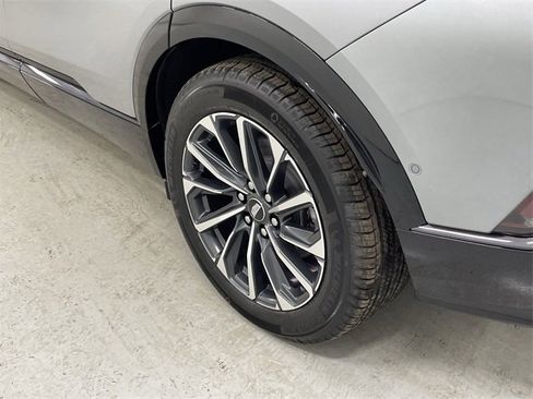 New 2025 Cadillac Lyriq Sport image 17