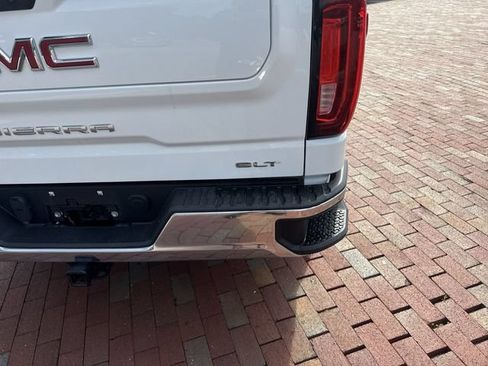 Used 2024 GMC Sierra 1500 SLT RWD image 11