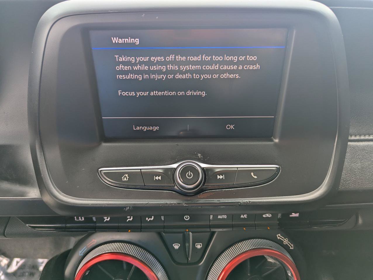 Used 2020 Chevrolet Camaro LT RWD image 19