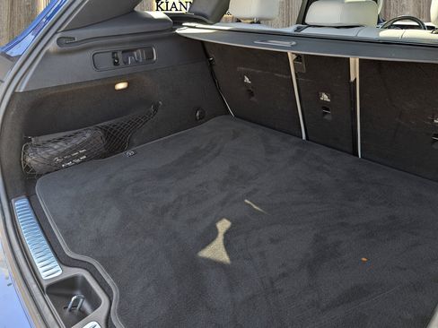 Used 2023 Mercedes-Benz GLC 300 w/ AMG Line image 28