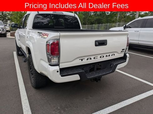 Used 2022 Toyota Tacoma TRD Sport w/ Technology Package AWD/4WD image 5