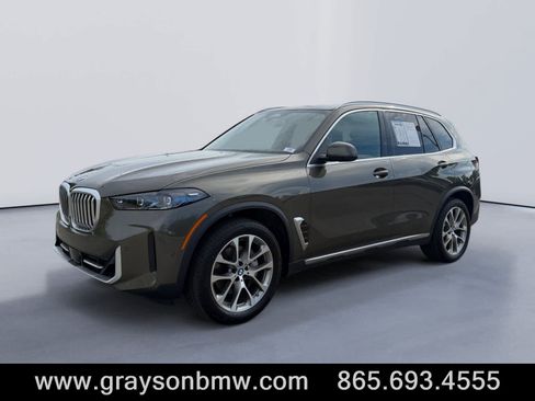 Used 2026 BMW X5 xDrive40i AWD/4WD image 7