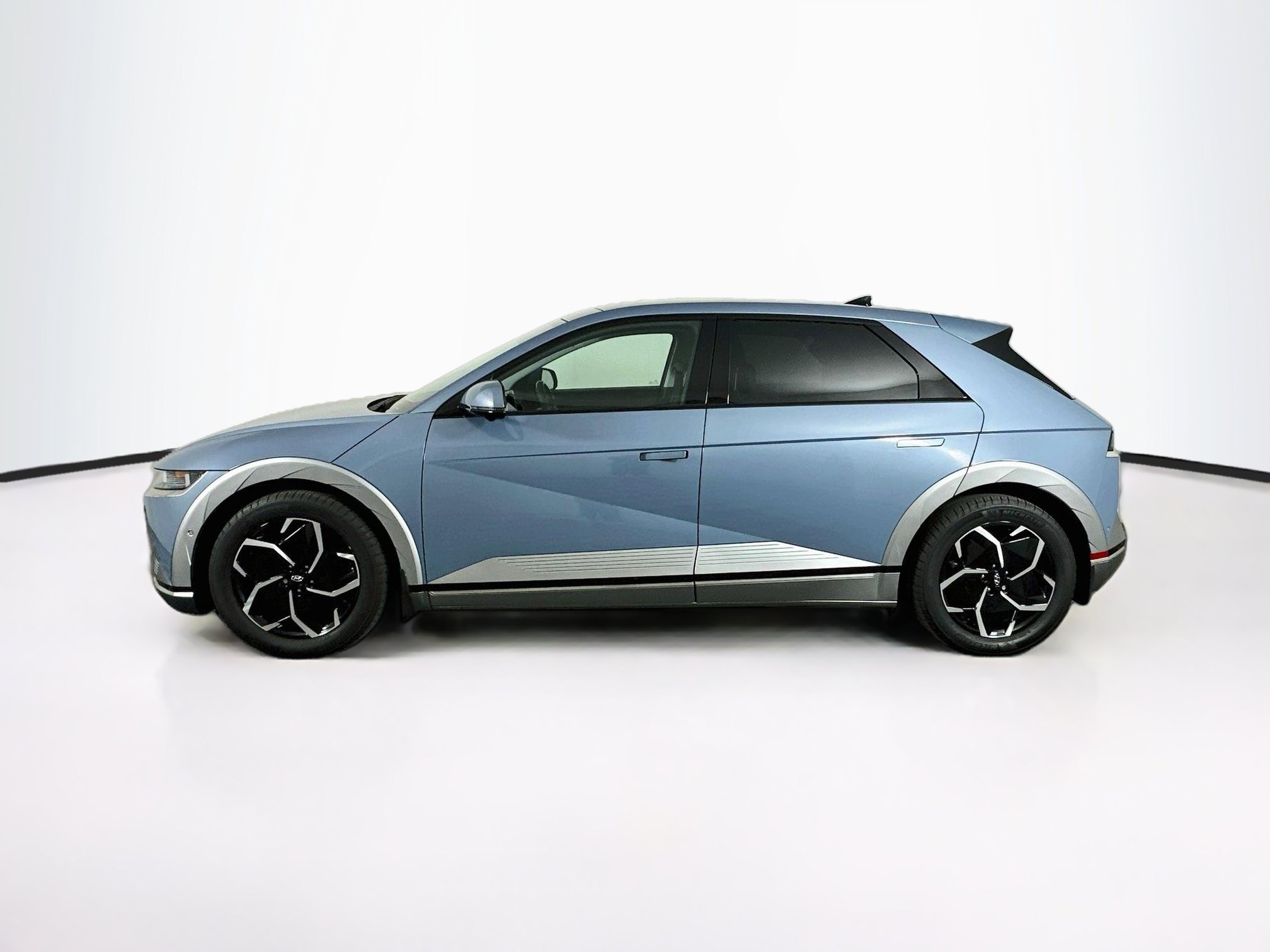 Used 2024 Hyundai Ioniq 5 Limited RWD image 4