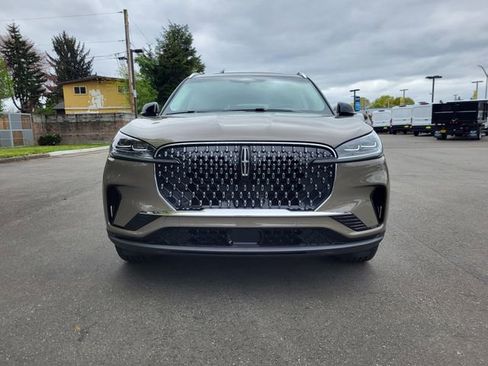 New 2025 Lincoln Aviator Reserve w/ Equipment Group 201A image 8