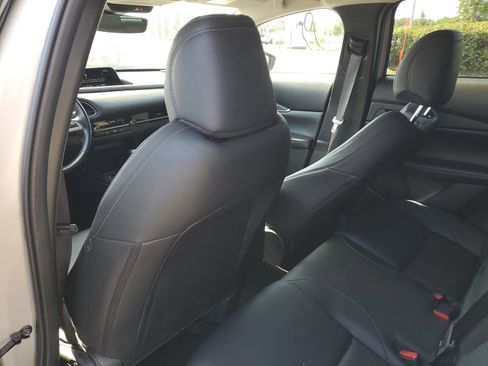 Used 2022 MAZDA CX-30 AWD 2.5 S w/ Select Package image 11