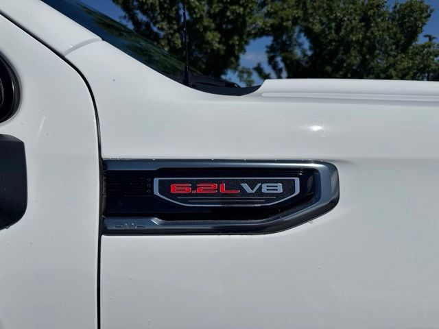 Used 2026 GMC Sierra 1500 AT4 w/ AT4 Premium Package AWD/4WD image 10