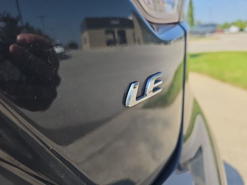 Used 2024 Toyota Corolla LE FWD image 17