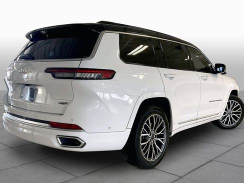 Used 2025 Jeep Grand Cherokee L Summit AWD/4WD image 12