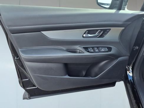 New 2025 Nissan Murano SL image 10