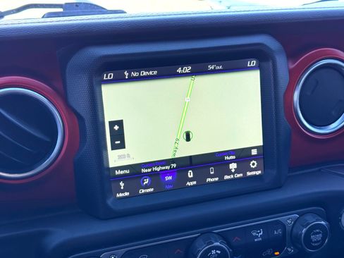 Used 2018 Jeep Wrangler Unlimited Rubicon image 30