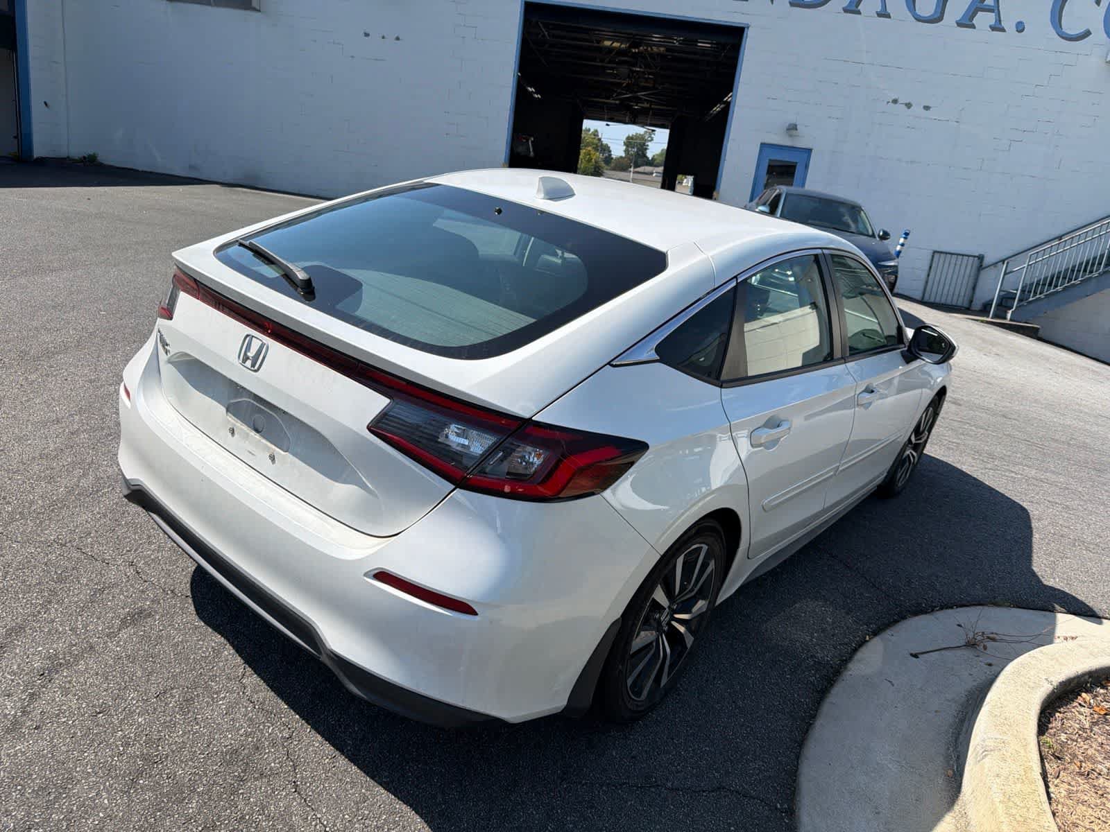 Used 2022 Honda Civic EX-L image 11