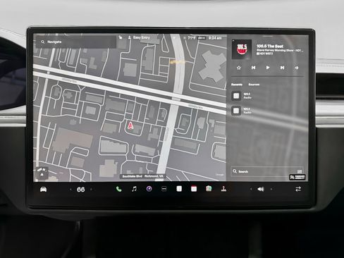 Used 2024 Tesla Model X AWD/4WD image 9
