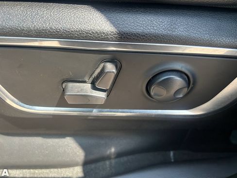 Certified 2024 RAM 1500 Laramie RWD image 21
