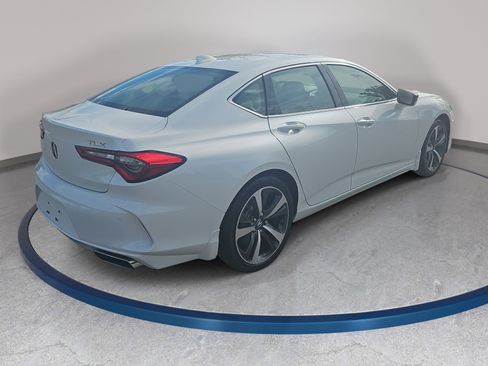 Used 2025 Acura TLX w/Technology Package image 5