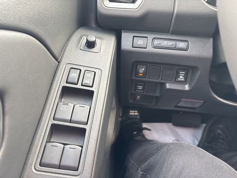 New 2025 Nissan Frontier SV w/ SV Convenience Package image 23