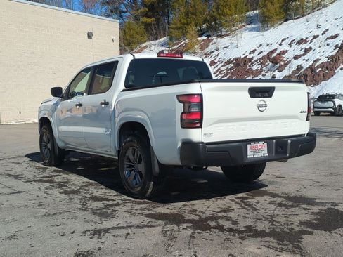 Used 2024 Nissan Frontier S image 7