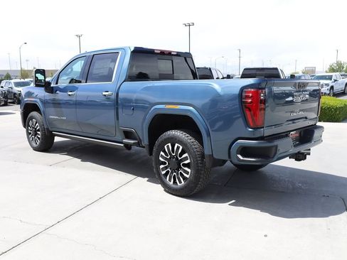 New 2026 GMC Sierra 3500 Denali Ultimate AWD/4WD image 4