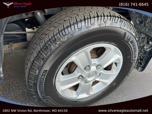 Used 2016 Toyota Tundra SR5 image 12