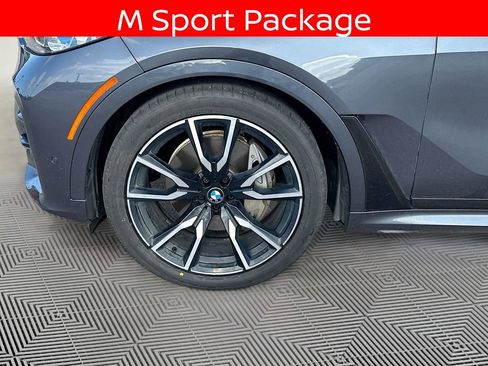 Used 2019 BMW X7 xDrive50i w/ M Sport Package AWD/4WD image 9