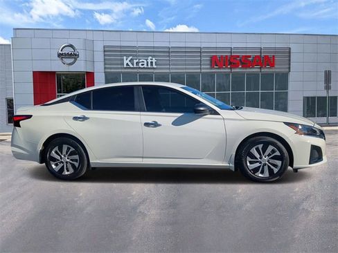 New 2025 Nissan Altima 2.5 S image 2