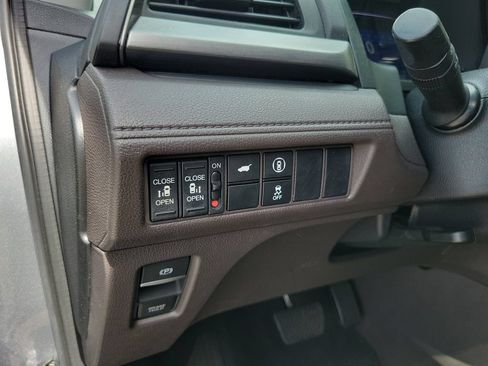 Used 2021 Honda Odyssey EX-L image 20
