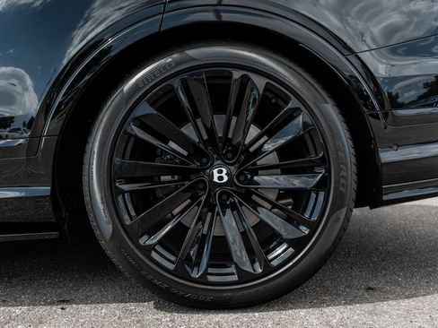 Certified 2026 Bentley Bentayga Speed AWD/4WD image 7